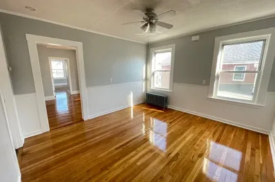 6 Pearl St #2