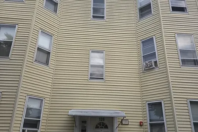 109 Grover St 1