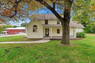 185 Miller St 1