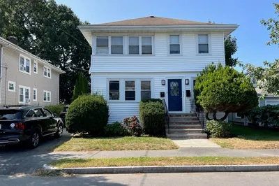 9 Taylor St 1
