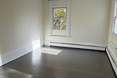 21 Flint St #19