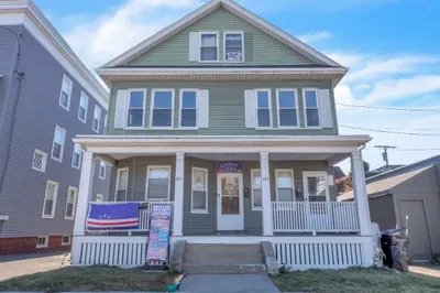 745/ 747 Mount Auburn St 1