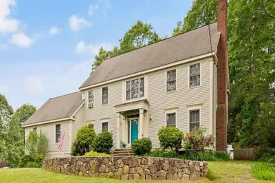 60 Grover St 1