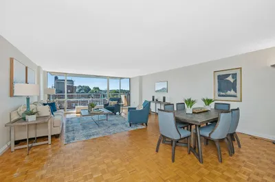 45 Longwood Ave #712