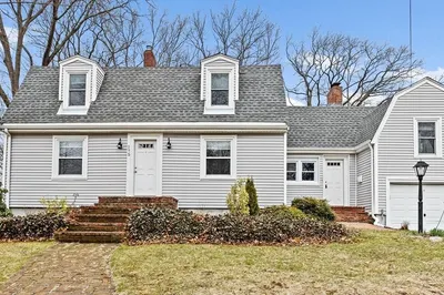 175 Academy Ave 1