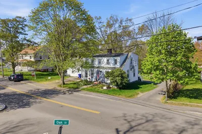 196 Highland St 1