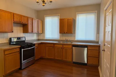 231 Allen Street #1