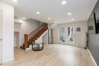 18 Sherman Pl 1