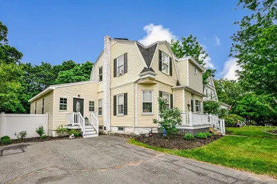 31 Emery St 1