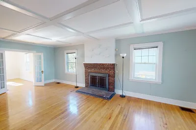 11 Webster St 1