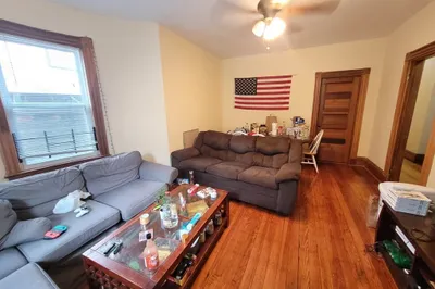 6 Carmel St #1 1