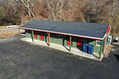 825 Scenic Hwy #4 1