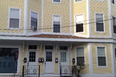 52 Portsmouth St #1