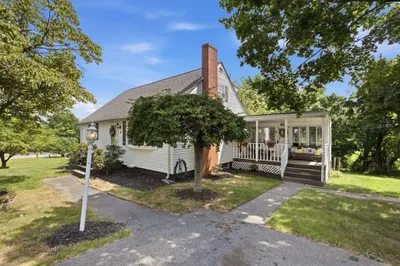 6 Locke Road