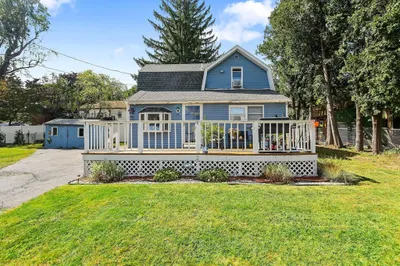 24 Hawley Ave 1