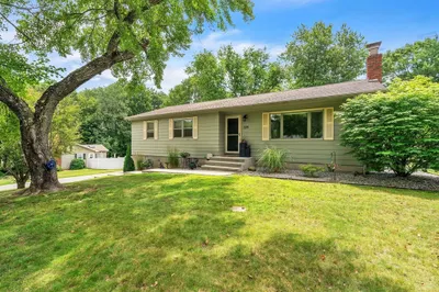 104 Warwick Dr 1
