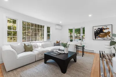 22 Park St #B 1