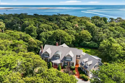169 Tisquantum Rd 1
