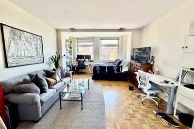 300 Commercial St #602 1