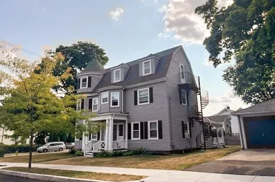 11 French St #5