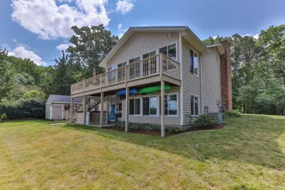 49 Edgewater Way 1
