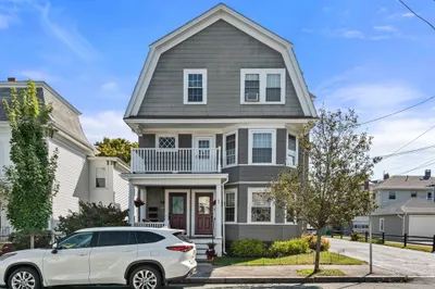 1 Mulberry St #3