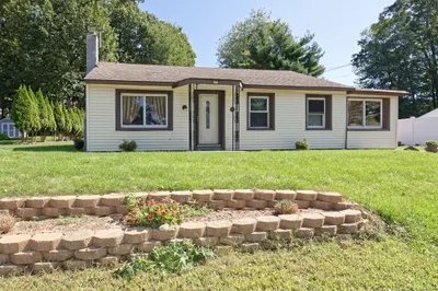 30 Warren Rd