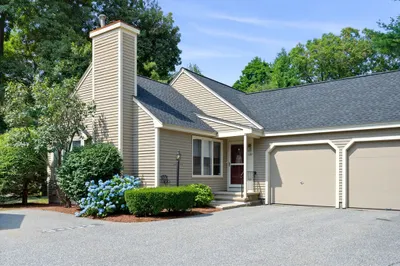133 Brickett Hill Circle #133 1