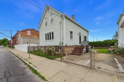 250 Chancery St 1