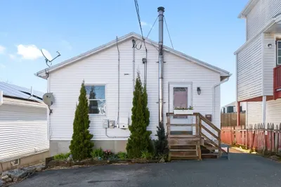 4 Alpine Ct