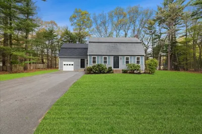 76 Woodridge Rd 1