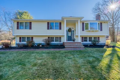 29 Woodpark Cir 1