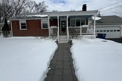 15 Calvin St