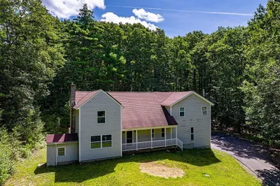 90 Minott Rd