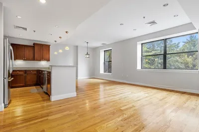 10 Corporal Mcternan St #204