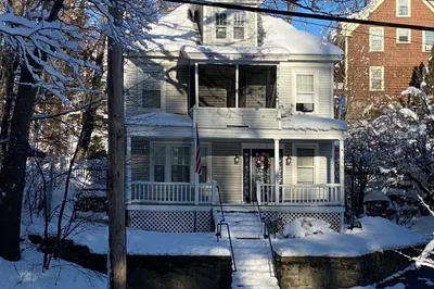 416 Rogers St 1