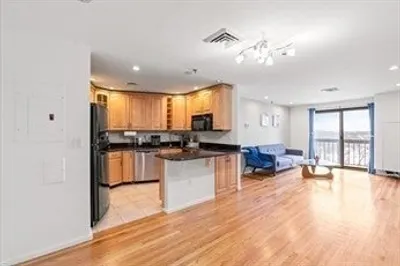 90 Quincy Shore Dr #721 1