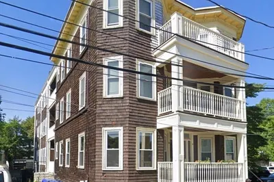 3 Dana Ave #2