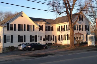 400 Boston Post Road #25 1