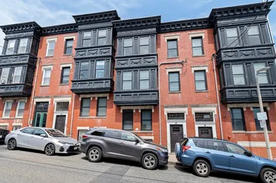 14 Pearl St #B