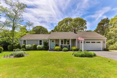 47 Country Ln 1
