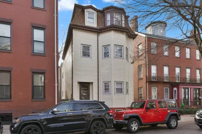 395 West 4th St