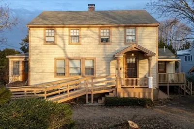 86 Hatherly Rd