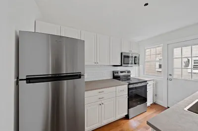 479 Newport Avenue #3