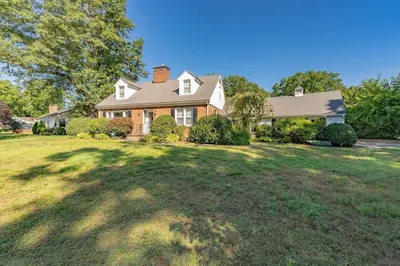 156 S Branch Pkwy 1