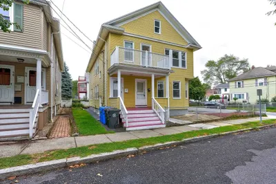 90-92 Thorndike St 1