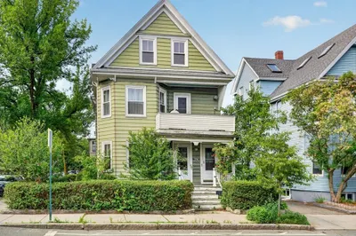 326 Summer St 1