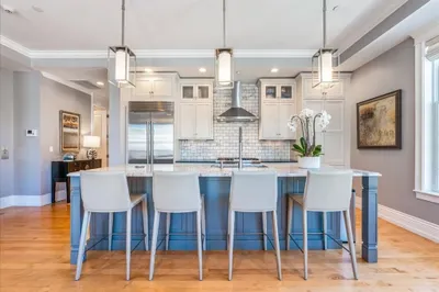 361 W 4th St #5
