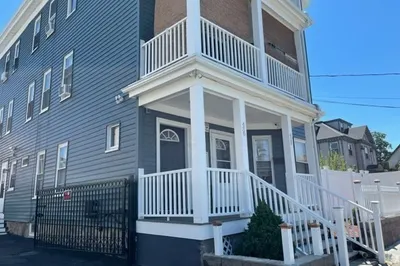 436 Warren Ave #2