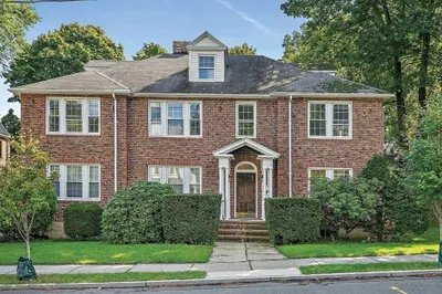 54 Crosby Road #2 1